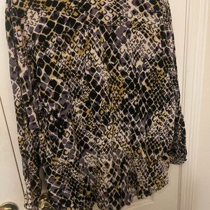 Patterned blouse, band is cato size is 22/24w